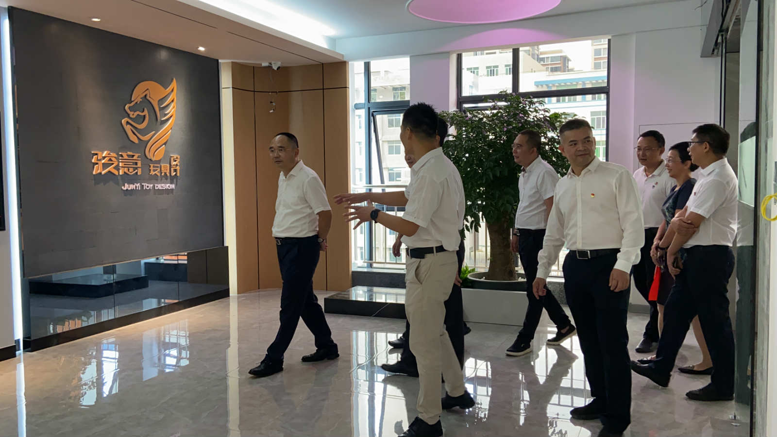 市、區領導蒞臨蘑菇短视频安装包設計